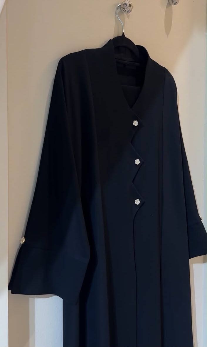AB028 | اسود 